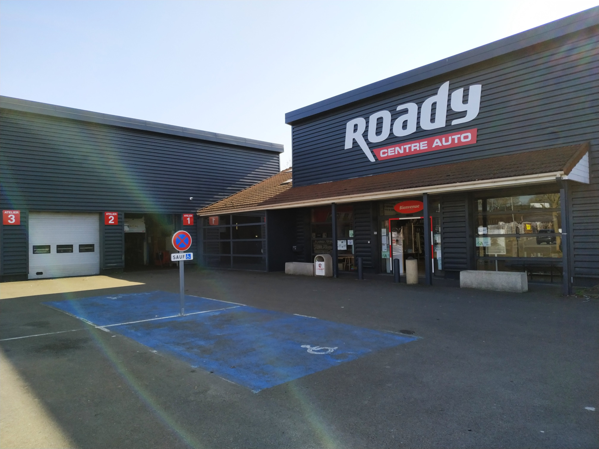 Photo Centre Auto Roady Maulette